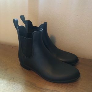 Rain boots